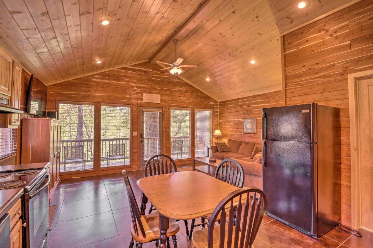 Heber Springs Cabin With Deck And River Views! Exterior photo