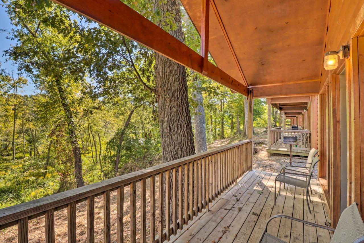 Heber Springs Cabin With Deck And River Views! Exterior photo